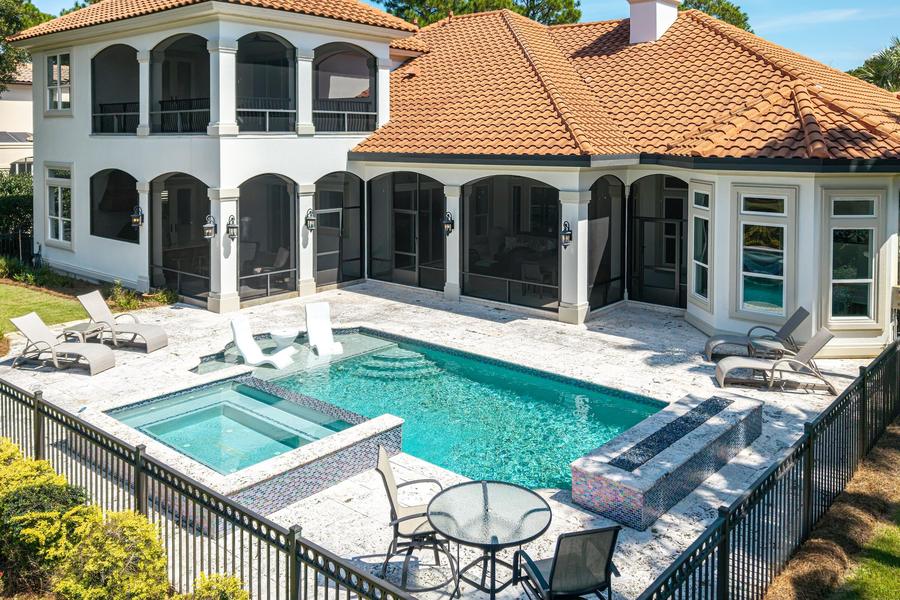 Pool, spa & fire feature at 3508 Burnt Pine Lane